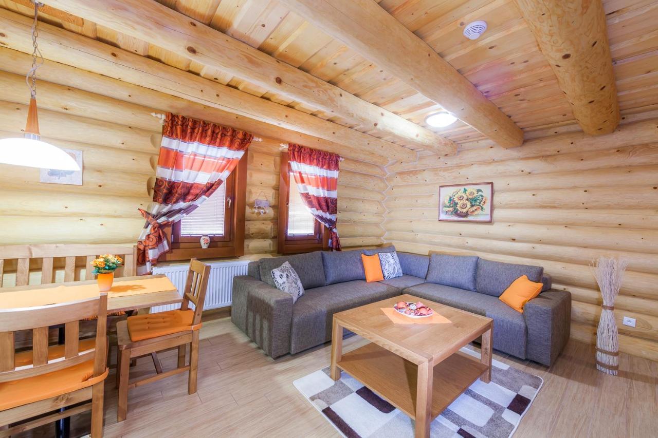 Relax Apartmany Oscadnica Exterior photo